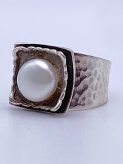 Modernist Hammered Sterling Silver Ring with Freshwater Pearl