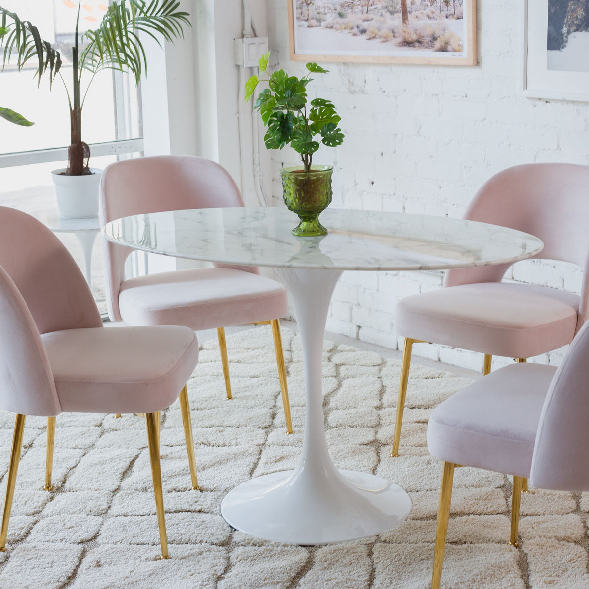 Daisy Faux Marble 48 in Oval Dining Table