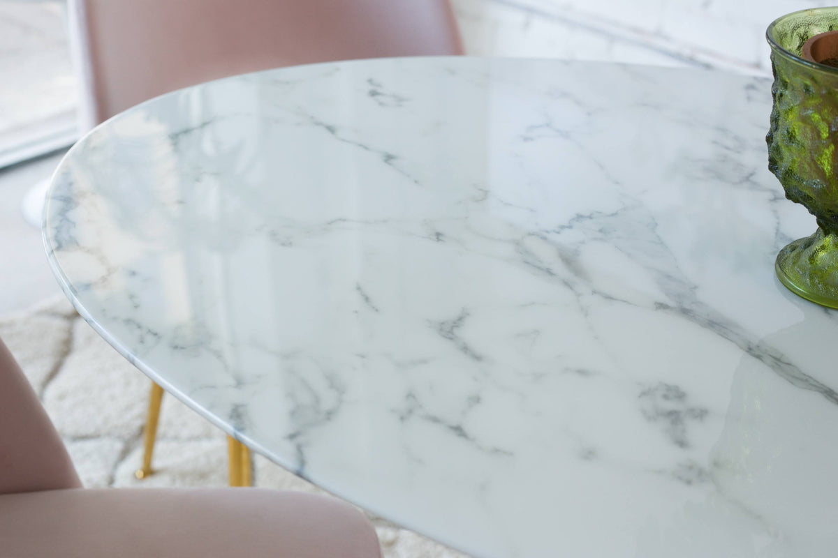Daisy Faux Marble 48 in Oval Dining Table