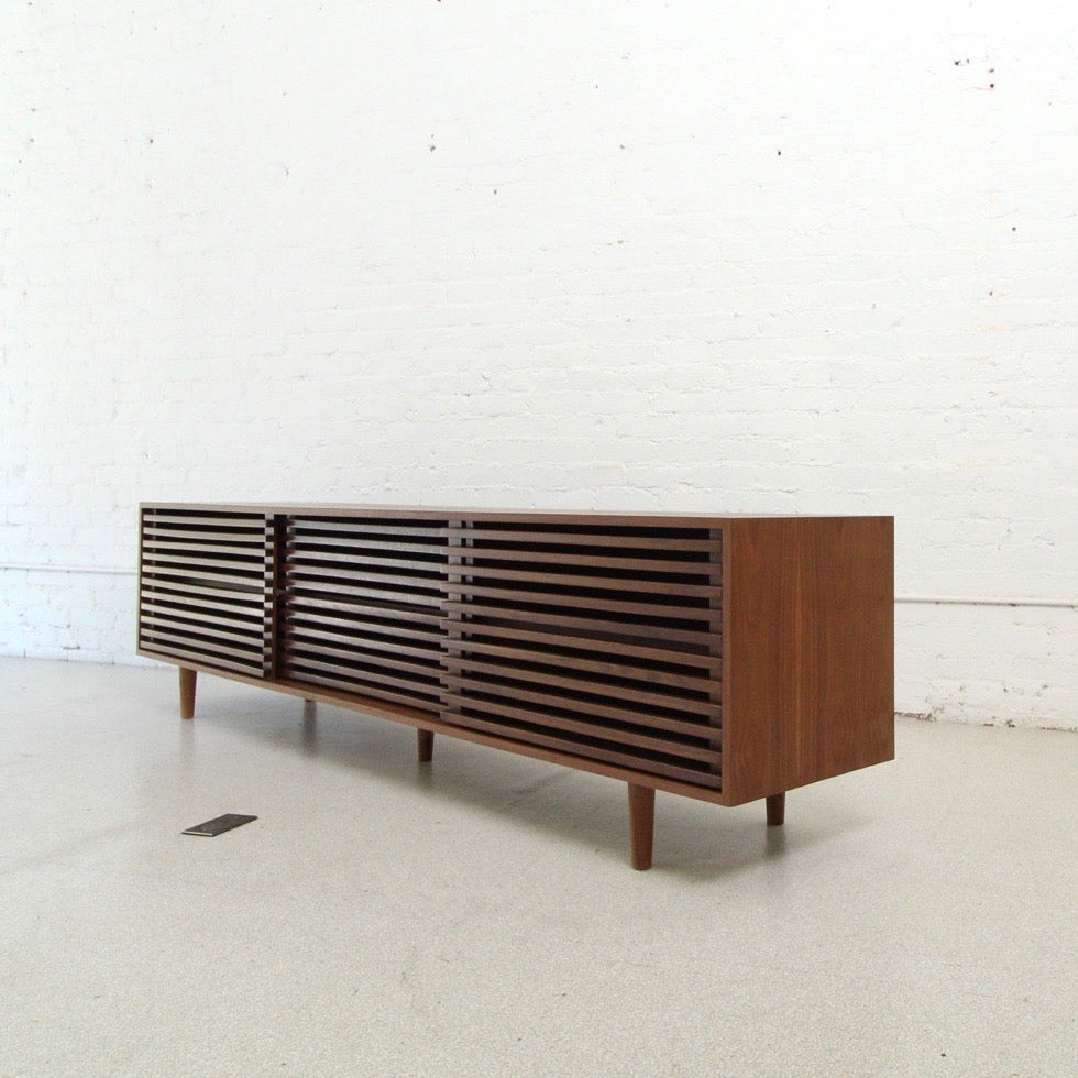 Harlow Slatted Console