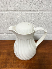 Swirl Connoiserve Insulated Carafe