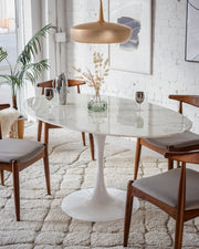 Daisy Faux Marble 60 in Oval Dining Table, White