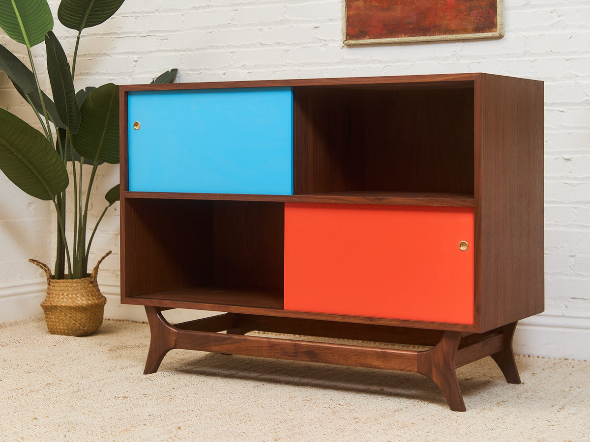 Aria Shelf with Scandi Base