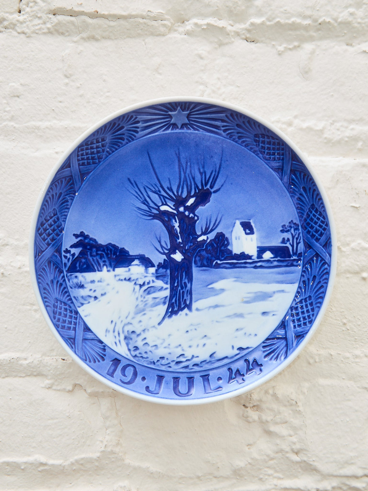 Royal Copenhagen Christmas plate from 1944