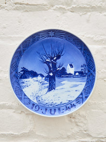 Royal Copenhagen Christmas plate from 1944