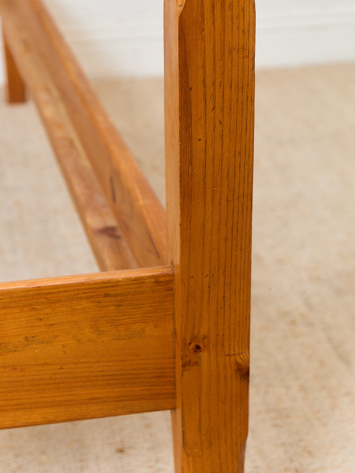 Pine Rustic Vintage Bed and Post