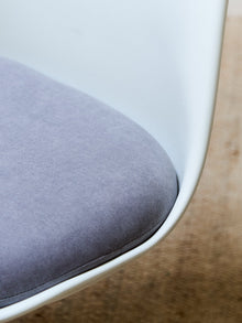 Single Swivel Chair