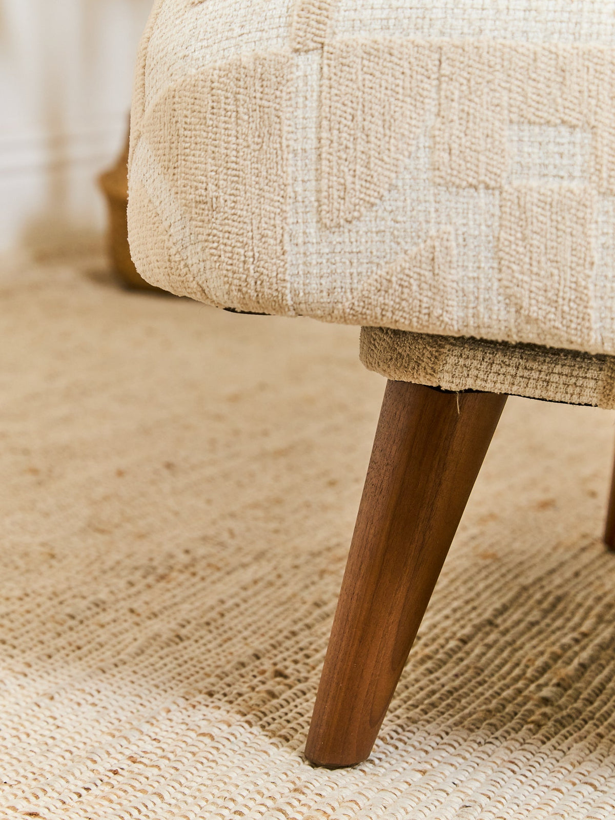 Sabin Swivel Chair in Kali Porclain