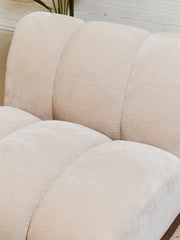 Margot Armless in Amici Sand