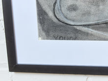 Entangled Figures in Gray