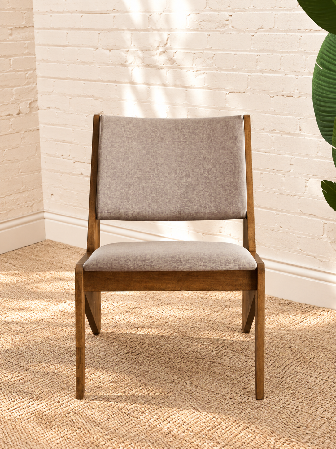 Catalina Lounge Chair in Warm Brown