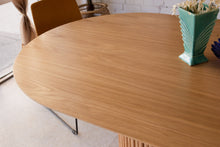 Zella Sunbeam Exclusive Dining Table