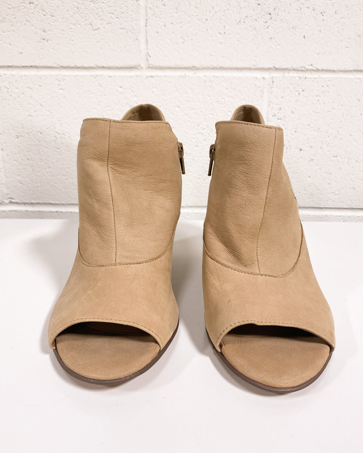 Naturalizer Skylar Nude Color Shoes - 9.5