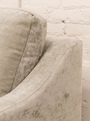 Hauser Sectional Sofa in Bianca Willow