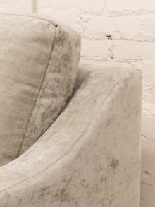 Hauser Sectional Sofa in Bianca Willow
