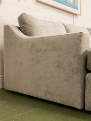 Hauser Sectional Sofa in Bianca Willow