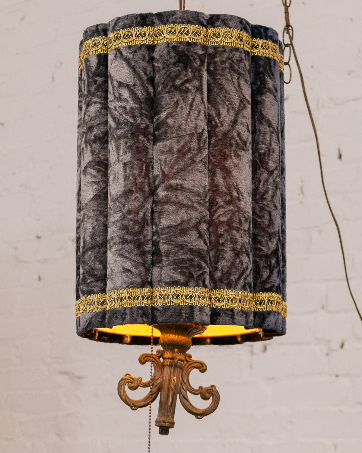 Vintage Crushed Velvet Swag Lamp