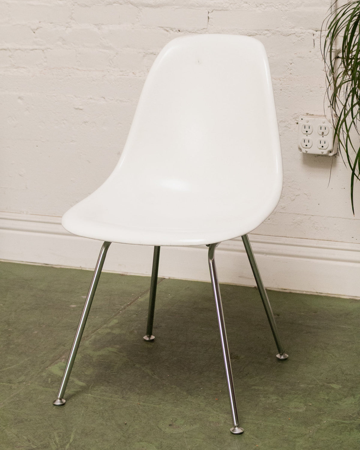 Modernica Shell Chair