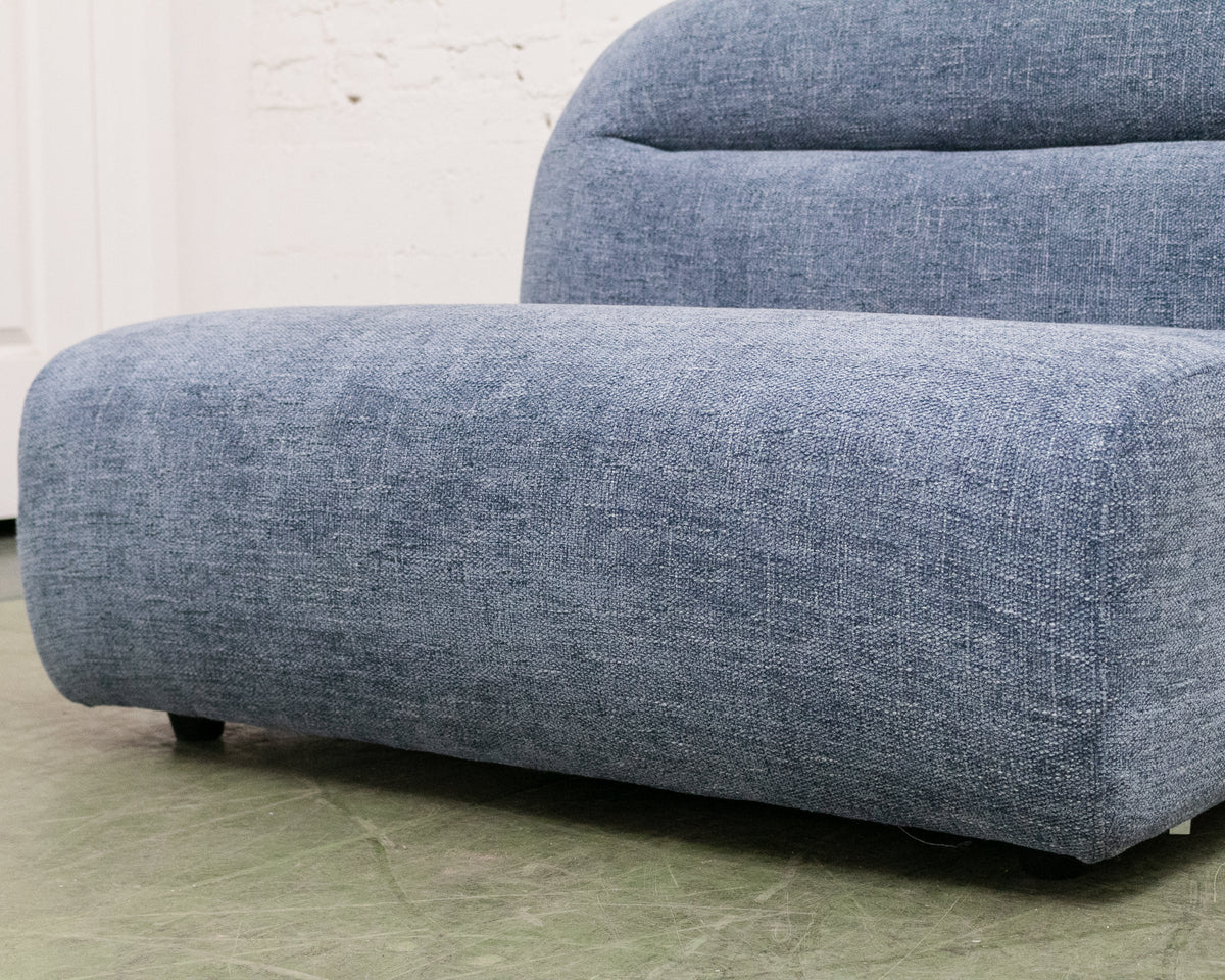 Armless Cosmo Chair