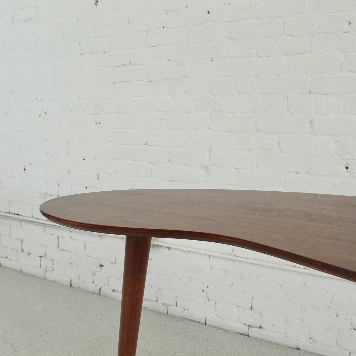 Sunbeam Exclusive Holiday Desk