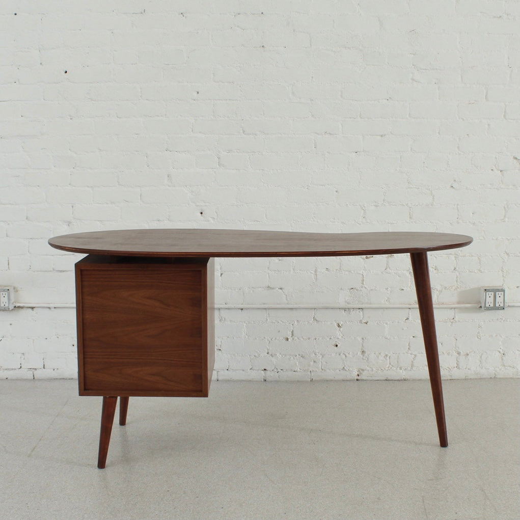 Sunbeam Exclusive Holiday Desk