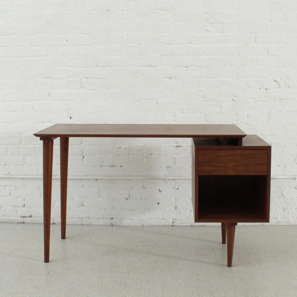 Sunbeam Exclusive Montgomery Desk