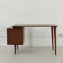 Sunbeam Exclusive Montgomery Desk