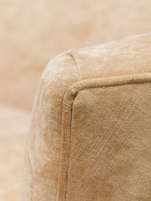 Aria Sofa in Bianca Maize