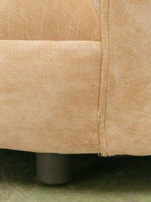 Aria Sofa in Bianca Maize