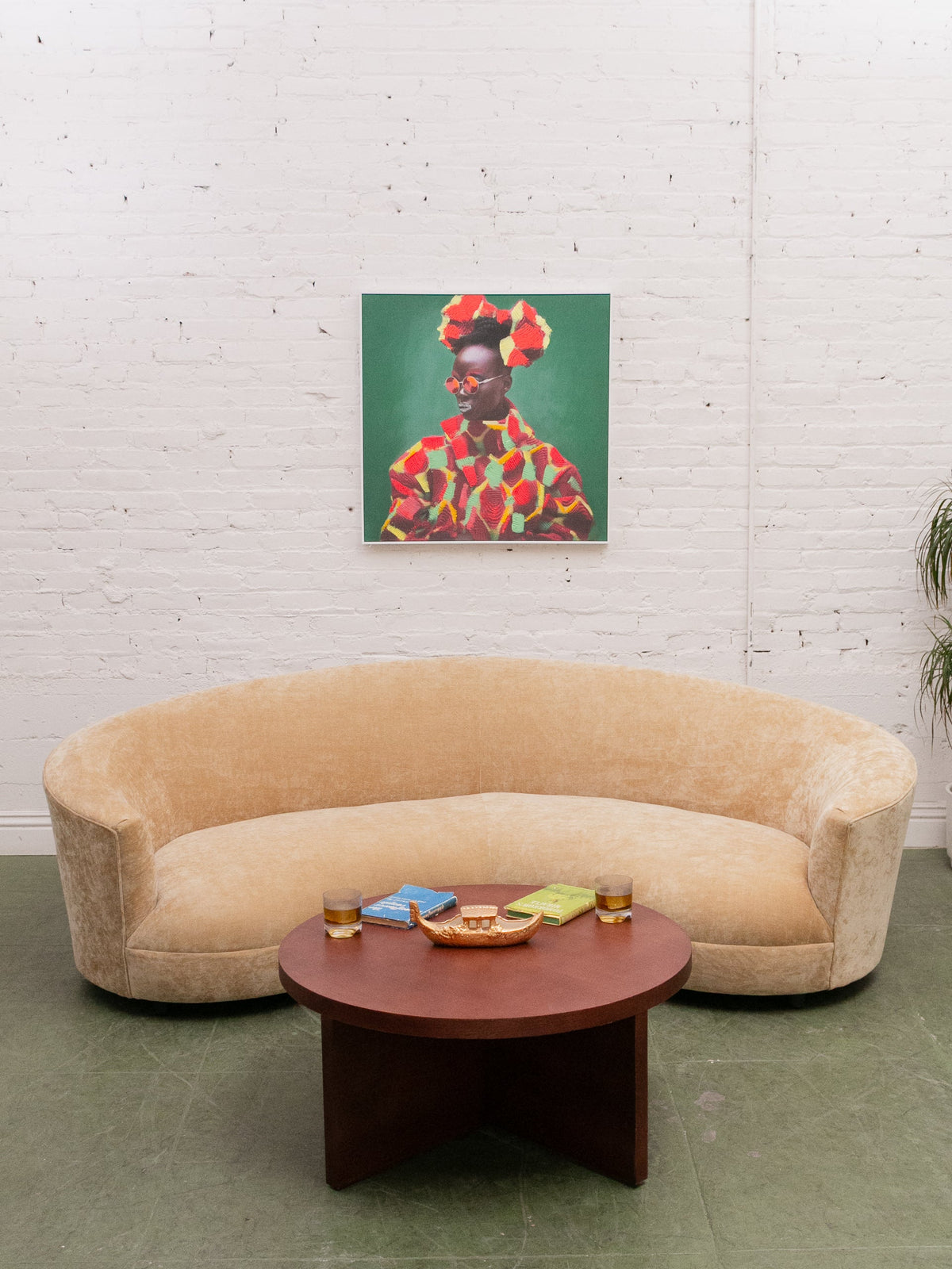 Aria Sofa in Bianca Maize