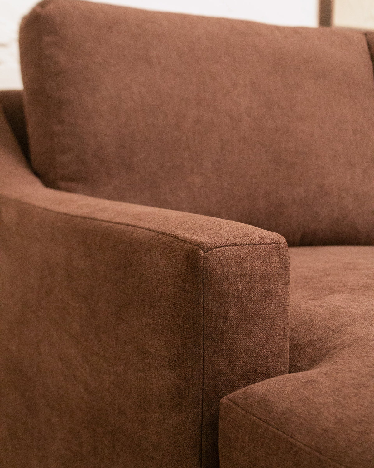 Hauser Sectional Sofa in Caprice Java