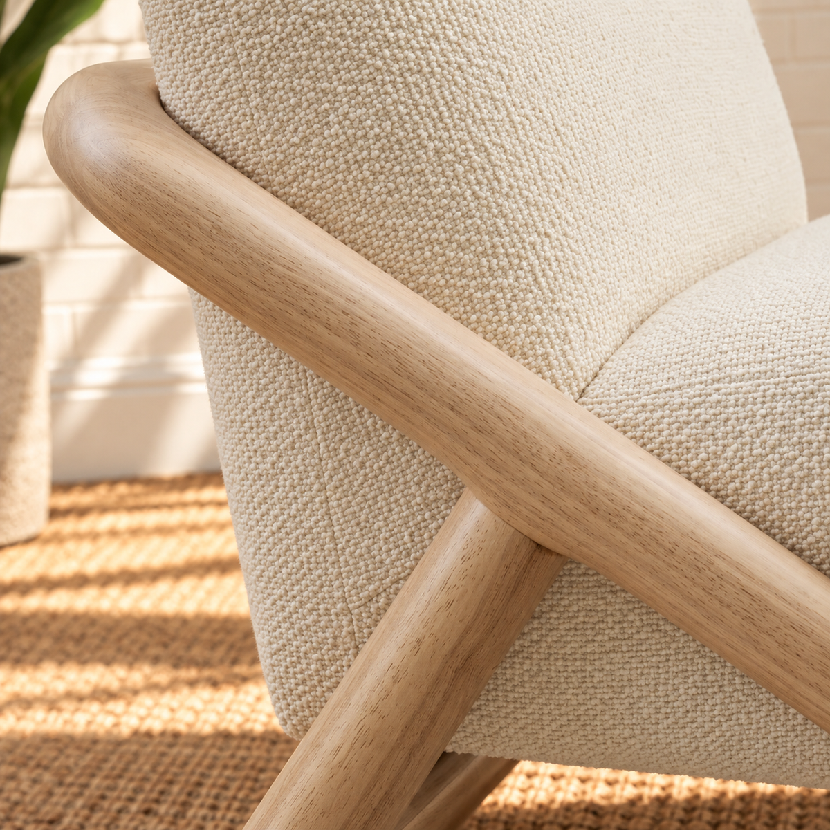 Lucia Lounge Chair in Oatmeal