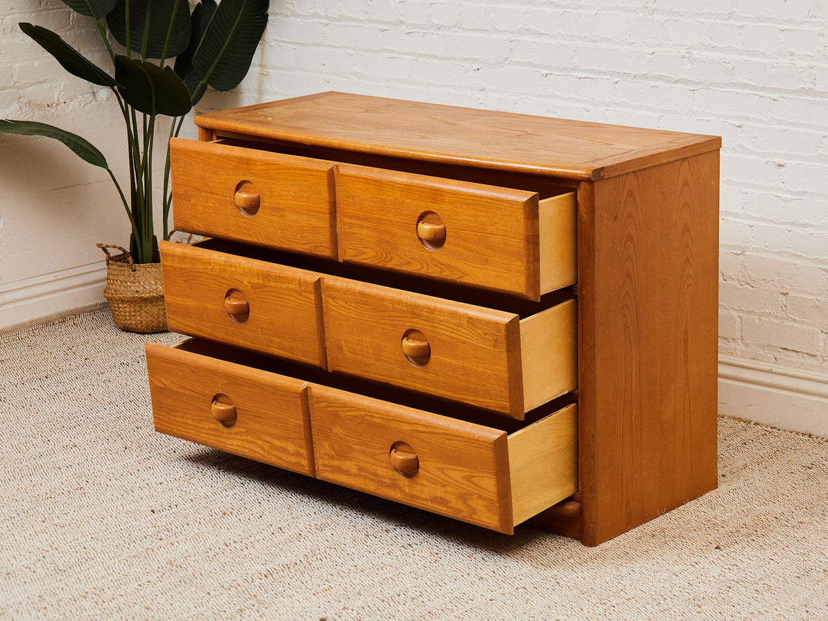 Vintage Oak 3-Drawer Dresser, 44-Inch