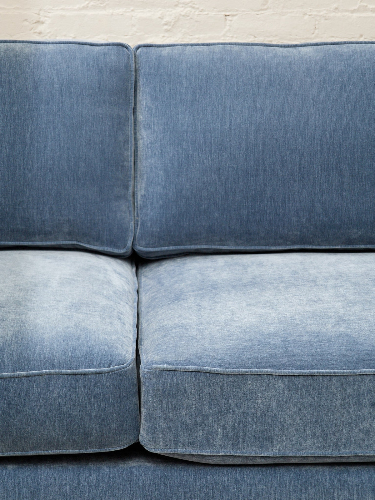Diana Modular Sofa with Right Facing Bumper in Amici Denim