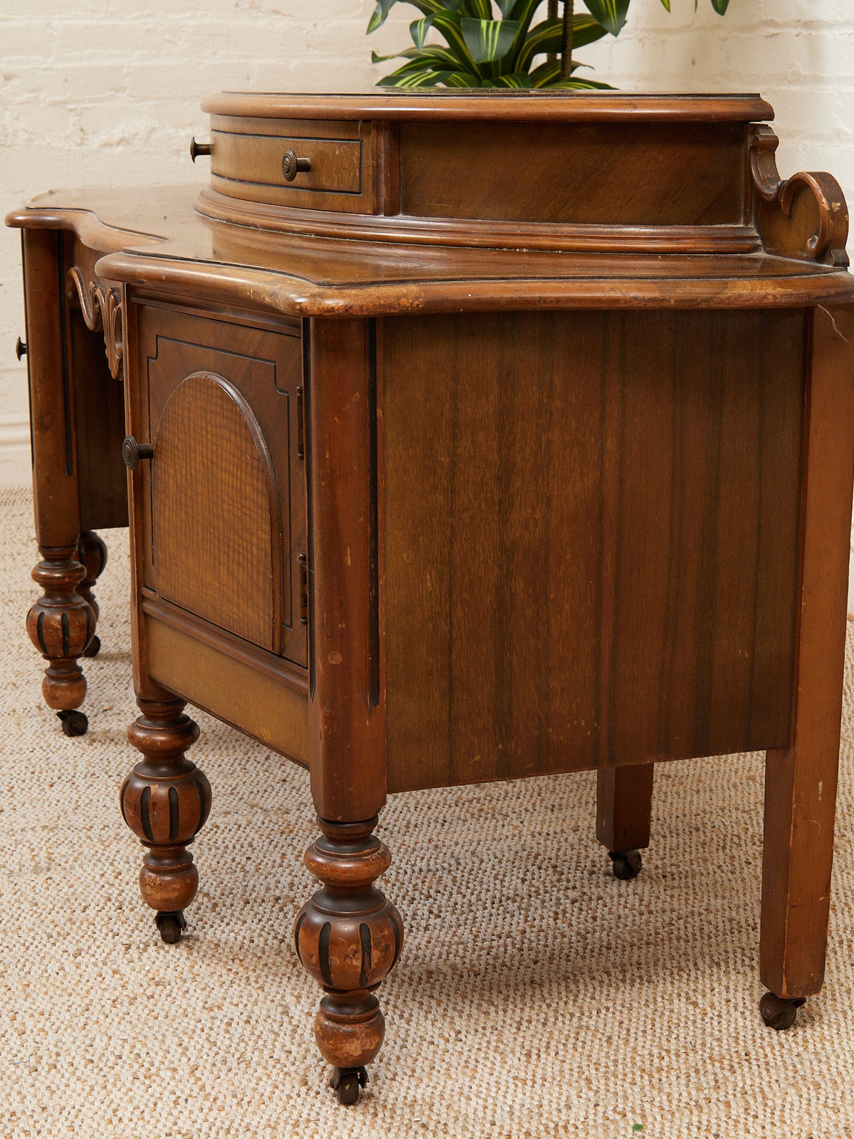 Vintage Antique Vanity