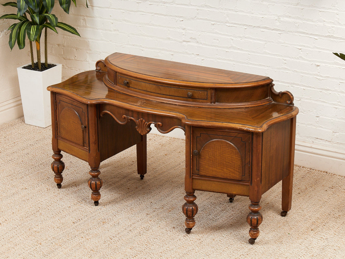 Vintage Antique Vanity