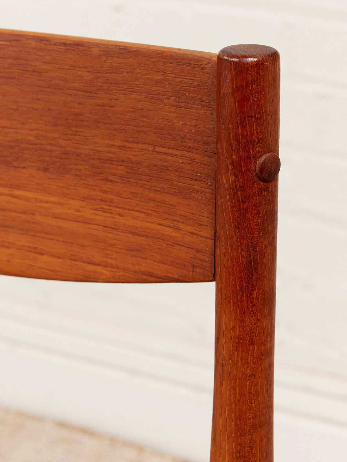 Danish modern Teak Chairs with Seat
