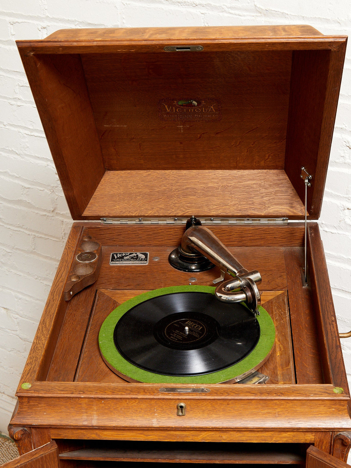 VICTROLA 1917 RCA TALKING MACHINE ANTIQUE CLASSIC RARE VV-100 PLAYS WORKS