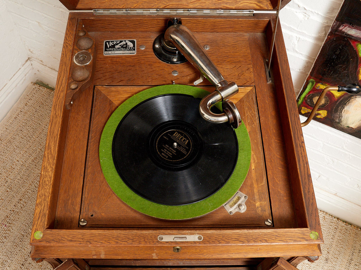 VICTROLA 1917 RCA TALKING MACHINE ANTIQUE CLASSIC RARE VV-100 PLAYS WORKS