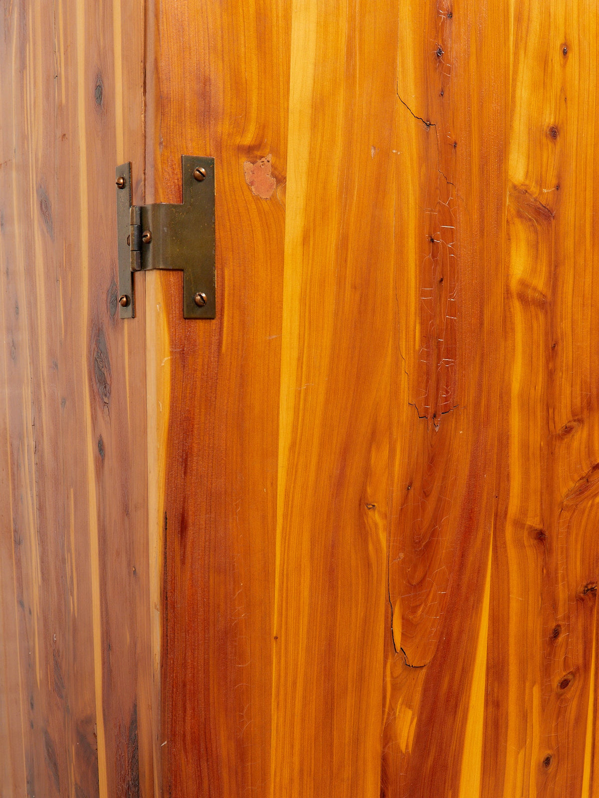 Pine primitive Mid-Century Vintage Armoire