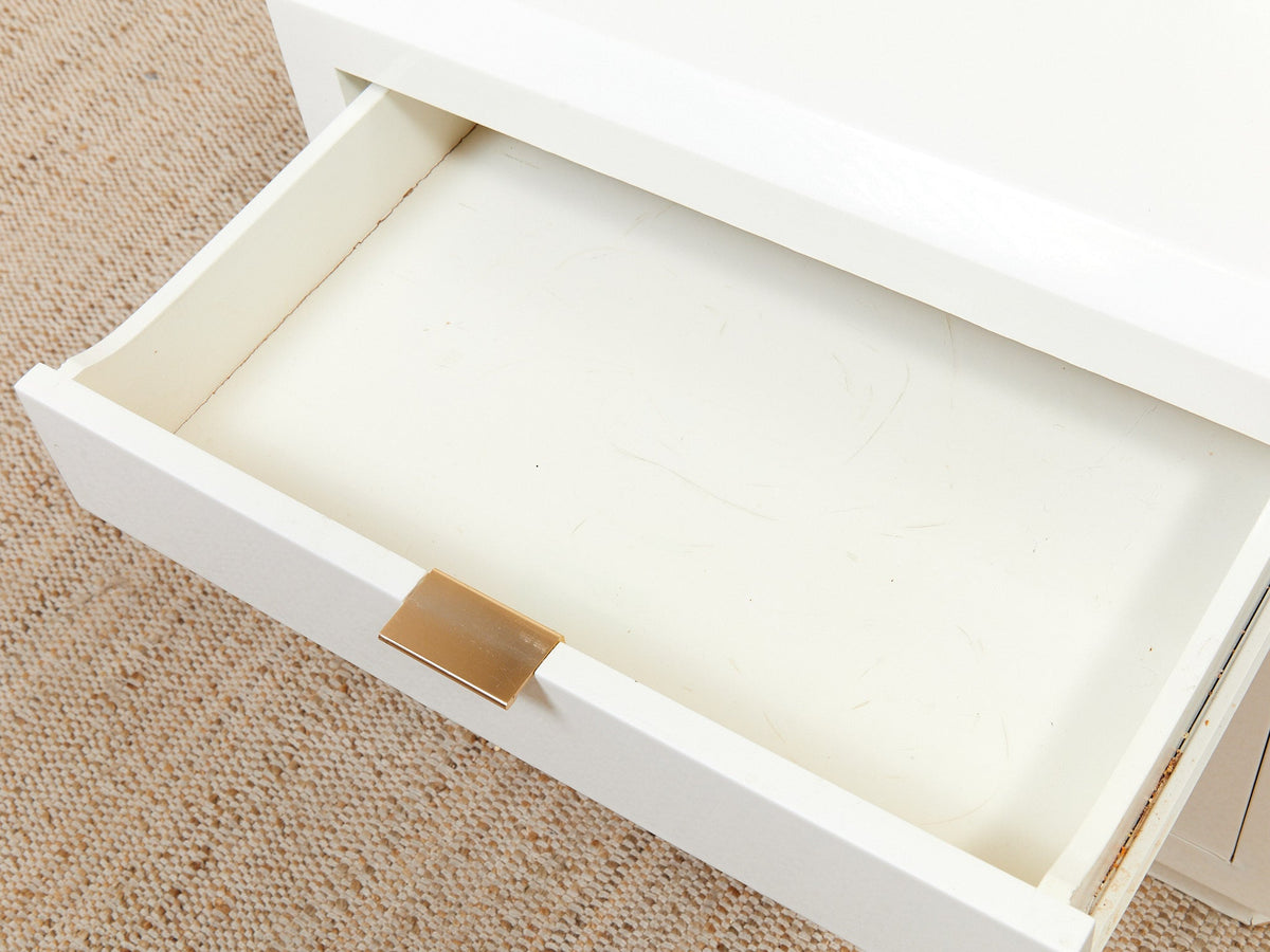 White Post Modern End Table Nightstand