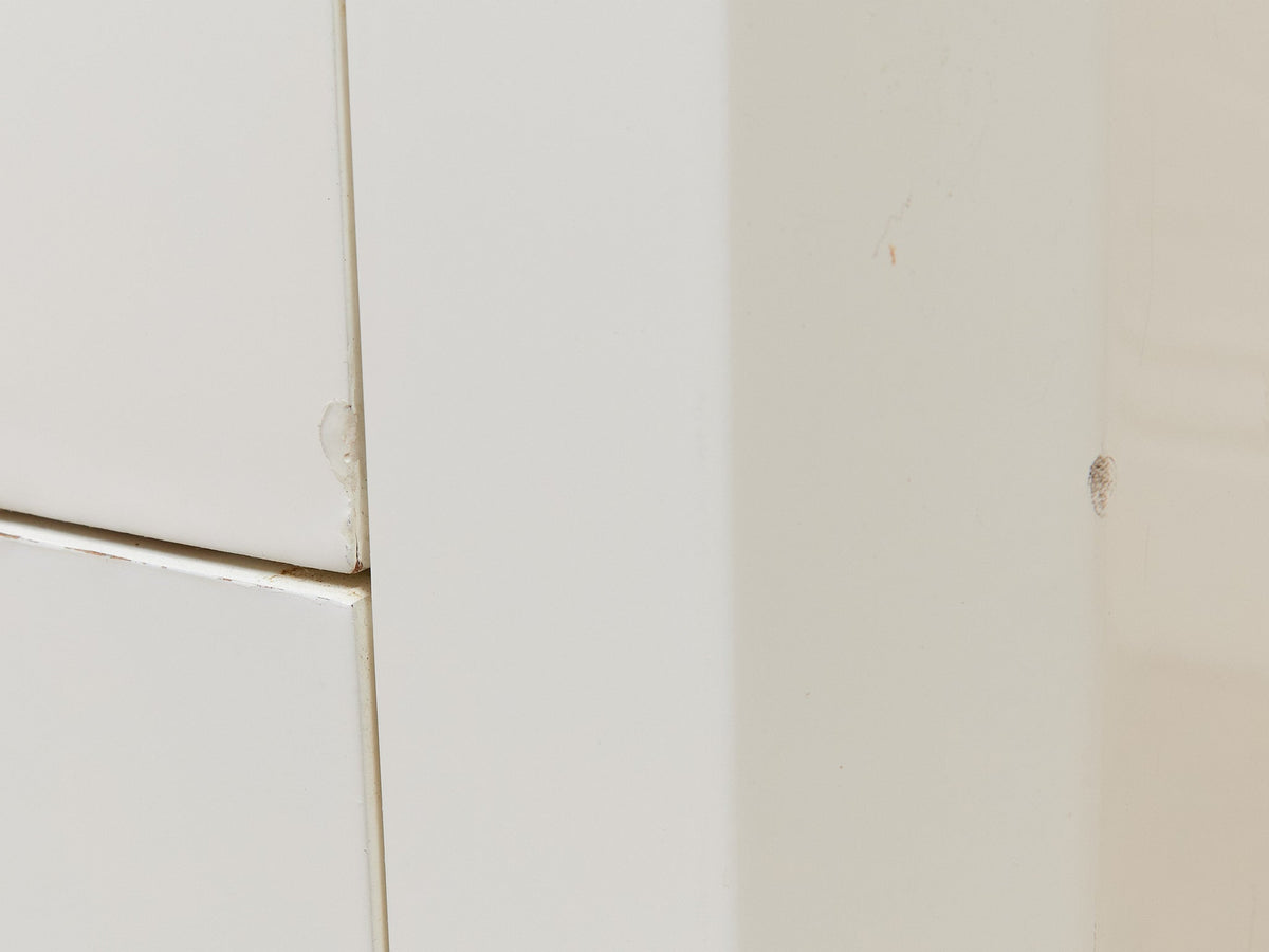 White Post Modern End Table Nightstand