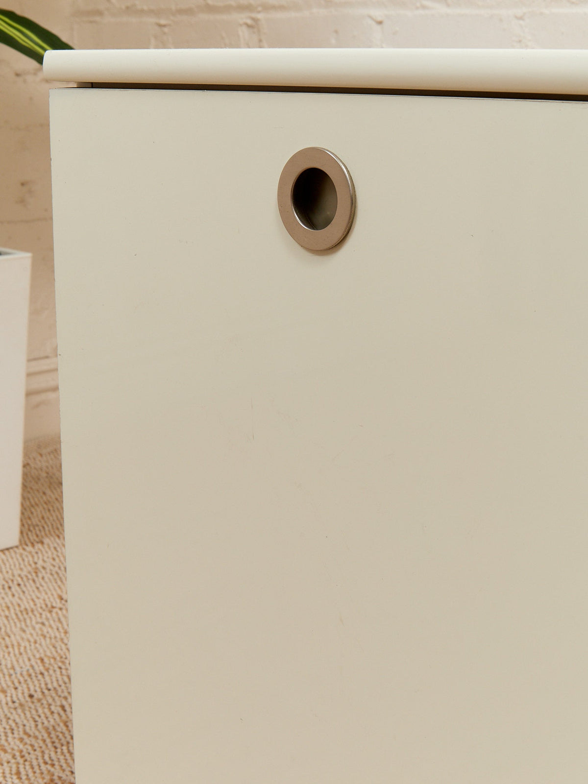 White Post Modern 2 Drawer End Table