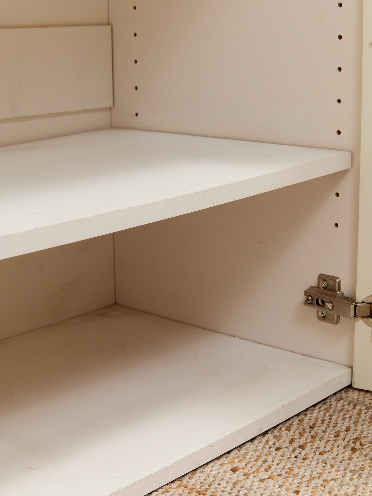 White Post Modern 2 Drawer End Table