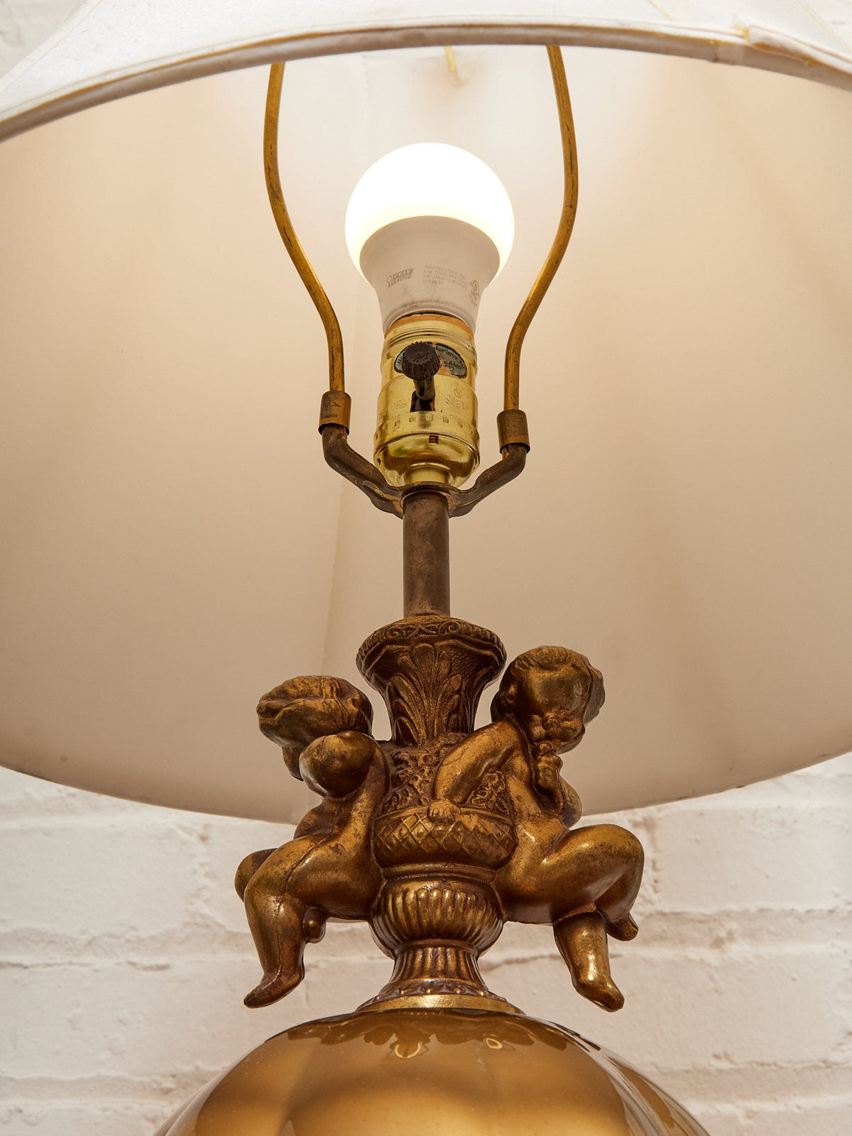 Hollywood Regency Opalescent Blown Glass Solid Brass Cherub Table Lamp Vintage
