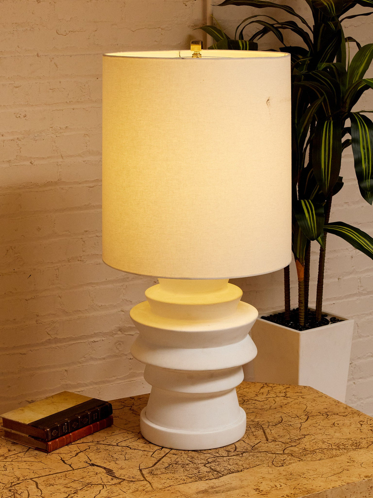 Giant Totem White Sculptural Table Lamp