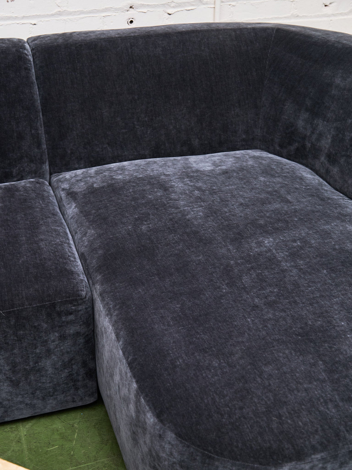 Bonnie 2 Piece Sofa in Amici Smoke