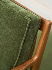 Ziggy Walnut Lounge Chair in Green