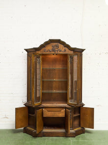 Drexel Heritage Hutch