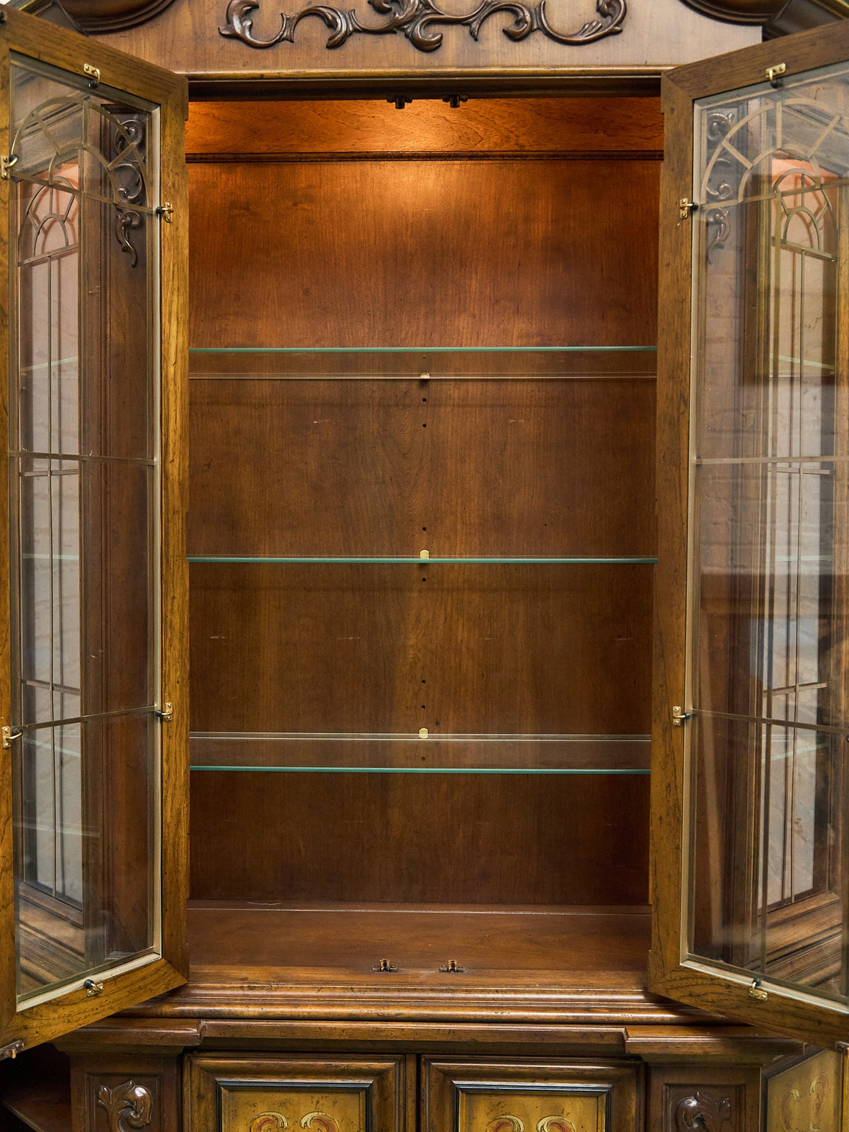 Drexel Heritage Hutch